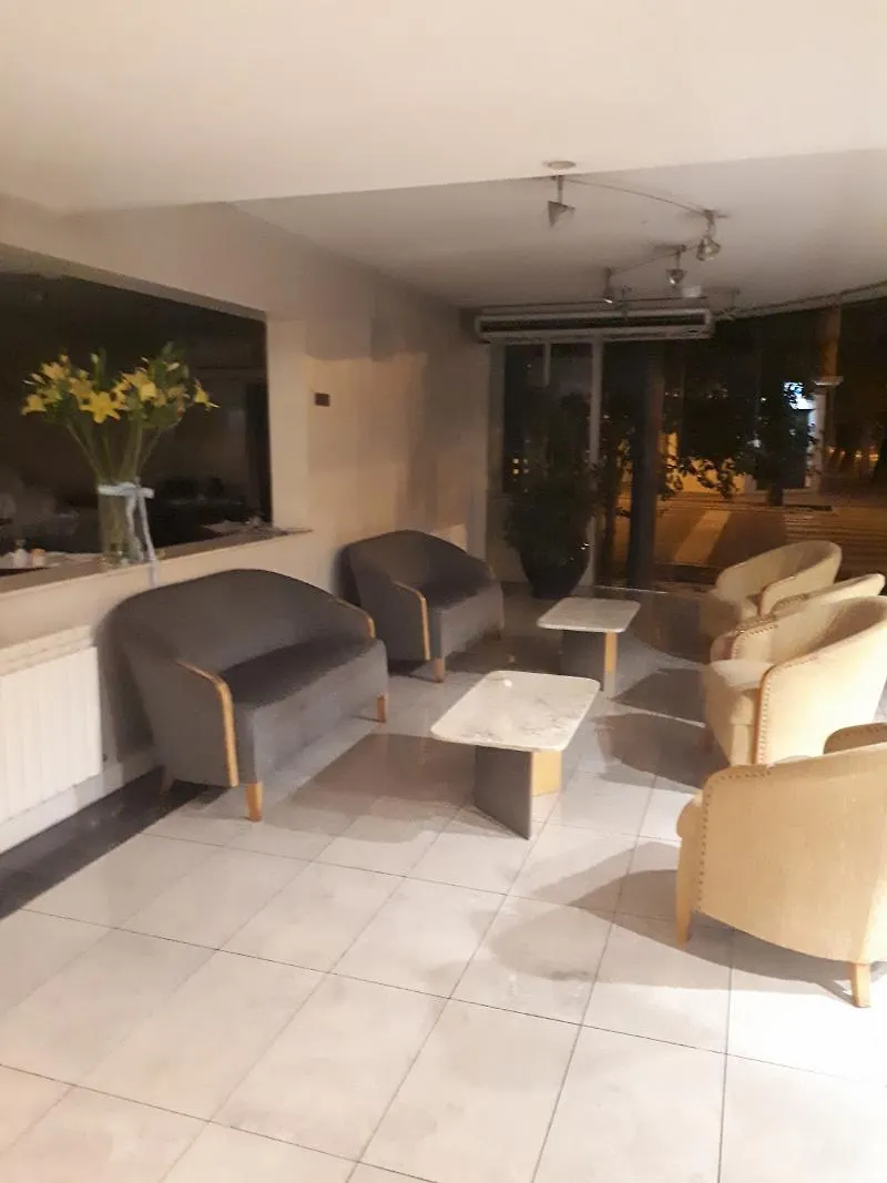 Condor Suites Apart Hotel Мендоса